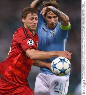 FUSSBALL CHAMPIONS LEAGUE SAISON 2015 2016 QUALIFIKATION Lazio Rom - Bayer 04 Leverkusen 18.08.2015 Stefan Kiessling (li, Bayer 04 Leverkusen) gegen Lucas Biglia (re, Lazio Rom) 