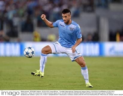 Fussball International Champions League Saison 2015 2016 Qualifikation 18.08.2015 Lazio Rom - Bayer 04 Leverkusen Felipe Anderson (Lazio Rom) am Ball 