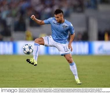 Fussball International Champions League Saison 2015 2016 Qualifikation 18.08.2015 Lazio Rom - Bayer 04 Leverkusen Felipe Anderson (Lazio Rom) am Ball 