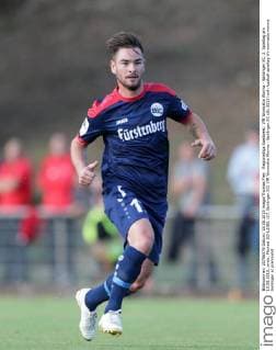 Regionalliga Suedwest: VfR Wormatia Worms - Bahlinger SC, 2. Spieltag am 18.08.2015, xmdx, Michael SCHLEGEL (17, Bahlinger SC) VfR Wormatia Worms - Bahlinger SC