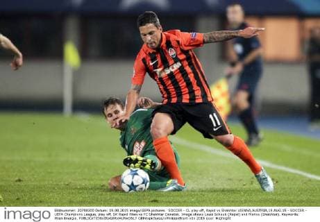 SOCCER - CL play off, Rapid vs Shakhtar VIENNA,AUSTRIA,19.AUG.15 - SOCCER - UEFA Champions League, play off, SK Rapid Wien vs FC Shakhtar Donetsk. Image shows Louis Schaub (Rapid) and Marlos (Shakhtar). Keywords: Wien Energie. GEPAxpictures xPhilippxBrem