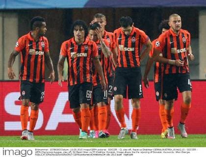 SOCCER - CL play off, Rapid vs Shakhtar VIENNA,AUSTRIA,19.AUG.15 - SOCCER - UEFA Champions League, play off, SK Rapid Wien vs FC Shakhtar Donetsk. Image shows the the rejoicing of Donetsk. Keywords: Wien Energie. GEPAxpictures xChristianxOrt
