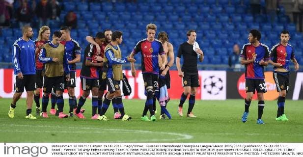 Fussball International Champions League Saison 2015 2016 Qualifikation 19.08.2015 FC Basel - Maccabi Tel Aviv Enttaeuschung Team FC Basel 
