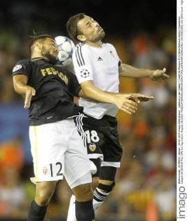 Valencia s Javi Fuego (r) and AS Monaco FC s Fares Bahlouli during Champions League 2015 2016 Play-Offs 1st leg match. August 19,2015.  (2015081950)