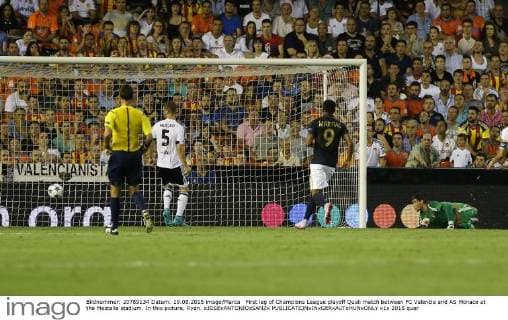 First leg of Champions League playoff Quali match between FC Valencia and AS Monaco at the Mestalla stadium. In this picture, Ryan. xJOSExANTONIOxSANZx