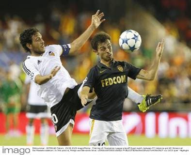 First leg of Champions League playoff Quali match between FC Valencia and AS Monaco at the Mestalla stadium. In this picture, Parejo and Bernardo Silva. xJOSExANTONIOxSANZx 