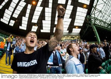 Aug. 19, 2015 - Glasgow, Skottland - 150819 Malmö FFs supportrar under fotbollsmatchen mellan Celtic och Malmö FF i kvalet till Champions League den 19 augusti 2015 i Glasgow..Foto: News - Aug. 19, 2015  - ZUMAb138