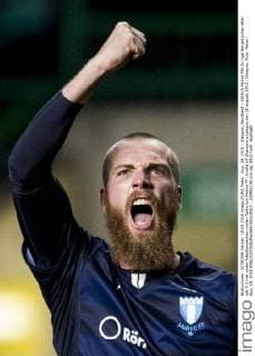 Aug. 19, 2015 - Glasgow, Skottland - 150819 Malmö FFs Jo Inge Berget jublar efter sitt 3-1 mal under fotbollsmatchen mellan Celtic och Malmö FF i kvalet till Champions League den 19 augusti 2015 i Glasgow..Foto: News - Aug. 19, 2015  - ZUMAb138