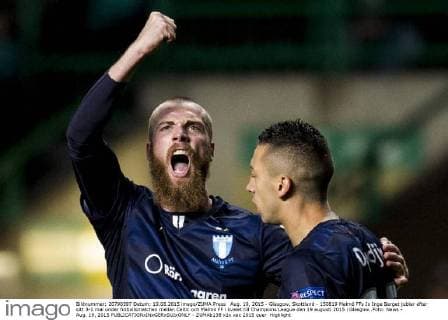 Aug. 19, 2015 - Glasgow, Skottland - 150819 Malmö FFs Jo Inge Berget jublar efter sitt 3-1 mal under fotbollsmatchen mellan Celtic och Malmö FF i kvalet till Champions League den 19 augusti 2015 i Glasgow..Foto: News - Aug. 19, 2015  - ZUMAb138