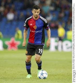 19.08.2015 Basel Schweiz Fussball Herren Champions League Qualifikation Staion St.Jakob Park FC Basel - Maccabi Tel-Aviv FC Bild zeigt Behrang Safari (FC Basel) Aktion Foto