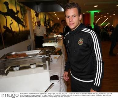 SOCCER - CL play off, Rapid vs Shakhtar VIENNA,AUSTRIA,19.AUG.15 - SOCCER - UEFA Champions League, play off, SK Rapid Wien vs FC Shakhtar Donetsk, VIP Club. Image shows Louis Schaub (Rapid). Keywords: Wien Energie. GEPAxpictures xWalterxLuger