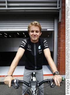 Motorsports: FIA Formula One World Championship WM Weltmeisterschaft 2015, Grand Prix of Belgium, 6 Nico Rosberg (GER, Mercedes AMG Petronas Formula One Team), xHOCHxZWEIx