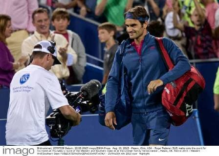 Aug. 20, 2015 - Mason, Ohio, USA - Roger Federer (SUI) walks onto the court for his match at Thursday s round of the Western and Southern Open at at the Lindner Family Tennis Center , Mason, Oh. Tennis 2015 - Western And Southern Open - ZUMAs304