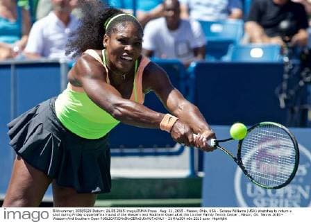 Aug. 21, 2015 - Mason, Ohio, USA - Serena Williams (USA) stretches to return a shot during Friday s quarterfinal round of the Western and Southern Open at at the Lindner Family Tennis Center , Mason, Oh. Tennis 2015 - Western And Southern Open - ZUMAs304