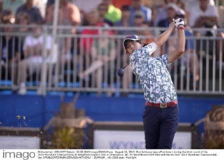 August 22, 2015: Ryo Ishikawa tees off on hole 1 during the third round of the 2015 Wyndham Championship at Sedgefield Country Club in Greensboro, NC. PJ Ward-Brown CSM PGA Golf Herren Golf: 2015 Wyndham Championship day 3 - ZUMAc04_