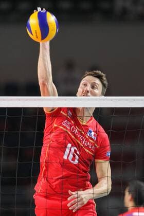 23.08.2015 TORUN ARENA Volleyball XIII MEMORIAL HUBERTAJERZEGOWAGNERA - Japan vs Frankreich (Nationalteam): NICOLAS MARECHAL SYLWETKA ATAK  20150823FNMG001