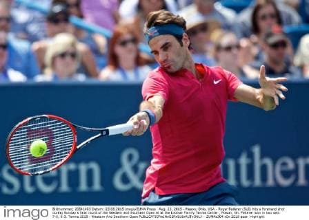 Aug. 23, 2015 - Mason, Ohio, USA - Roger Federer (SUI) hits a forehand shot during Sunday s final round of the Western and Southern Open at at the Lindner Family Tennis Center , Mason, Oh. Federer won in two sets 7-6, 6-3. Tennis 2015 - Western And Southern Open - ZUMAs304