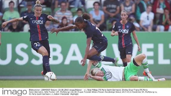 v.l. Anja Mittag (FC Paris Saint-Germain), Shirley Cruz-Trana (FC Paris Saint-Germain), Nilla Fischer (VfL Wolfsburg)