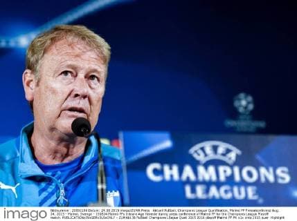 Aktuell Fußball, Champions League Qualifikation, Malmö FF Pressekonferenz Aug. 24, 2015 - Malmö, Sverige - 150824 Malmö FFs tränare Age Hareide during press conference of Malmö FF for the Champions League Playoff match.  - ZUMAb138