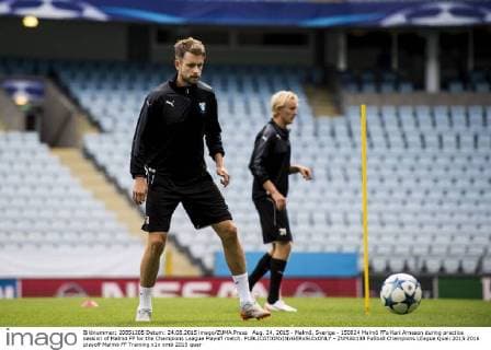 Aug. 24, 2015 - Malmö, Sverige - 150824 Malmö FFs Kari Arnason during practice session of Malmö FF for the Champions League Playoff match. - ZUMAb138