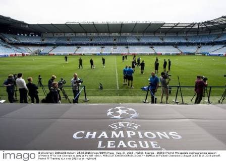 Aug. 24, 2015 - Malmö, Sverige - 150824 Malmö FFs spelare during practice session of Malmö FF for the Champions League Playoff match.  - ZUMAb138