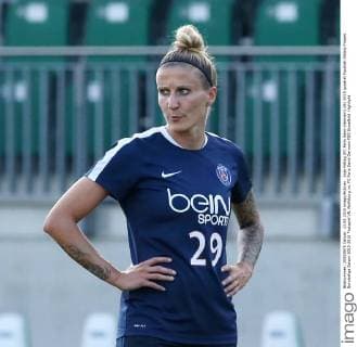 Anja Mittag (FC Paris Saint-Germain)
