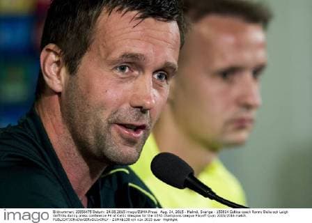 Aug. 24, 2015 - Malmö, Sverige - 150824 Celtics coach Ronny Deila och Leigh Griffiths during press conference PK of Celtic Glasgow for the UEFA Champions League Playoff Quali 2015 2016 match.  - ZUMAb138