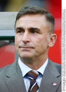 Kaiserslautern Stefan Kuntz (Vorstandsvorsitzender 1. FC Kaiserslautern) 1.FC Kaiserslautern vs SC Paderborn, Fussball, 2. Bundesliga, 24.08.2015 , Copyright: Neis Eibner-Pressefoto EP_ANS