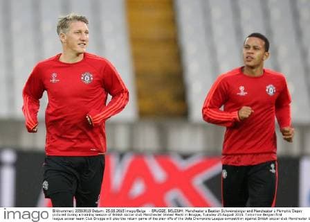 - BRUGGE, BELGIUM: Manchester s Bastian Schweinsteiger and Manchester s Memphis Depay pictured during a training session of British soccer club Manchester United ManU in Brugge, Tuesday 25 August 2015. Tomorrow Belgian first league soccer team Club Brugge will play the return game of the play-offs of the Uefa Champions League competition against British soccer club Manchester United FC. Manchester United won the first leg 3-1. BRUNOxFAHY  x04687051x