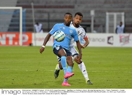 Geoffrey Luc Malfleury (tou) - Nicolas Senzemba (soc) - Tours, Frankreich - Coupe de la ligue, Tours FC vs. FC Sochaux - 25 08 2015 AnthonyBIBARD FEP Panoramic 