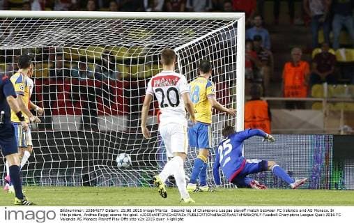 Second leg of Champions League playoff match between FC Valencia and AS Monaco. In this picture, Andrea Raggi scores his goal. xJOSExANTONIOxSANZx 
