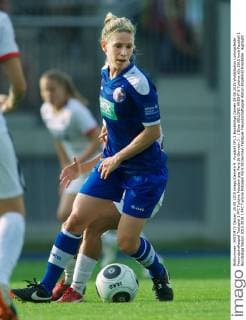 Fussball DFL 1.Bundesliga Damen 25.08.2015 Waldstadion Ludwigsfelde Freundschaftsspiel Testspiel 1 FFC Turbine Potsdam geg Paris St Germain 1 : 1 Elise KELLOND KNIGHT 6 Turbine