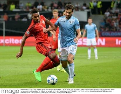 26.08.2015, xjhx, Fussball Champions League Quali, Bayer 04 Leverkusen - Lazio Rom, emspor, v.l. Jonathan Tah (Bayer Leverkusen), Marco Parolo (Lazio Rom)