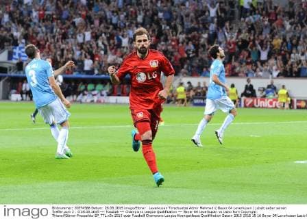 Leverkusen Torschuetze Admir Mehmedi ( Bayer 04 Leverkusen ) jubelt ueber seinen Treffer zum 2 : 0 26.08.2015 --- Fussball --- Champions League Qualifikation --- Bayer 04 Leverkusen vs Lazio Rom Copyright: Thienel Eibner-Pressefoto EP_TTL