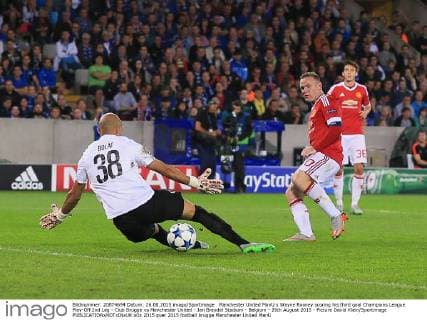 Manchester United ManU s Wayne Rooney scoring his third goal Champions League Play-Off 2nd Leg - Club Brugge vs Manchester United - Jan Breydel Stadium - Belgium - 26th August 2015 - Picture David Klein Sportimage EDITORIAL USE ONLY. No use with unauthorised audio, video, data, fixture lists, club league logos or live services. Online in-match use limited to 120 images, no video emulation. No use in betting, games or single club league player publications.