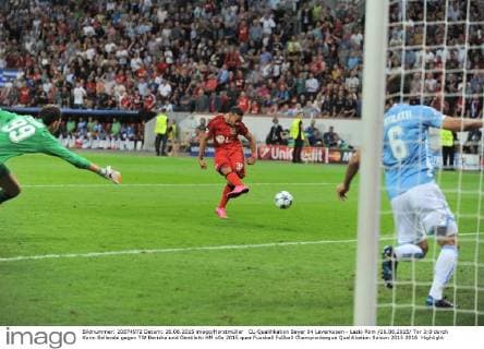 CL-Qualifikation Bayer 04 Leverkusen - Lazio Rom 26.08.2015 Tor 3:0 durch Karin Bellarabi gegen TW Berisha und Gentiletti HM