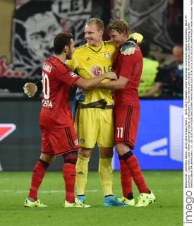 26.08.2015, Fussball, Saison 2015 2016, Champions League Qualifikation, Bayer 04 Leverkusen - Lazio Rom, Jubel Hakan Calhanoglu (Bayer Leverkusen), Torwart Bernd Leno (Bayer 04 Leverkusen), Stefan Kiessling, Stefan Kießling (Bayer 04 Leverkusen), v.li.