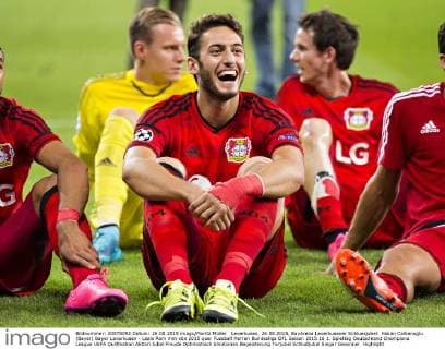 Leverkusen, 26.08.2015, BayArena Leverkusener Schlussjubel: Hakan Calhanoglu (Bayer) Bayer Leverkusen - Lazio Rom mm