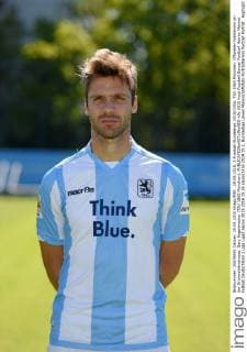 25.08.2015, 2.Fussball Bundesliga 2015 2016: TSV 1860 München, Offizieller Fototermin an der Grünwalderstrasse. Gary Kagelmacher (TSV 1860 München). 