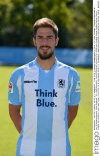 25.08.2015, 2.Fussball Bundesliga 2015 2016: TSV 1860 München, Offizieller Fototermin an der Grünwalderstrasse. Milos Degenek (TSV 1860 München). 