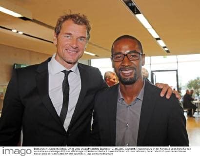 27.08.2015, Stuttgart, Trauerempfang in der Mercedes-Benz Arena für den verstorbenen ehemaligen DFB und VfB Stuttgart Präsidenten Gerhard Mayer-Vorfelder: v.l. Jens Lehmann, Cacau.