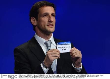 Aug. 27, 2015 - Monaco, Monaco - JULIANO BELLETTI ex Barcelona soccer player shows the draw result of Manchester City FC during the UEFA Champions League Draws 2015 - 16 at Grimaldi Forum. Soccer 2015 - UEFA Champions League 2015 - 16 Draw  - ZUMAm119