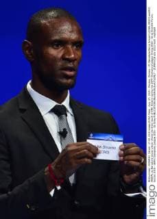 Aug. 27, 2015 - Monaco, Monaco - FC Barcelona Barca forward LIONEL MESSI posERIC ABIDAL ex Barcelona soccer player shows the draw result of SNK Dinamo during the UEFA Champions League Draws 2015 - 16 at Grimaldi Forum. Soccer 2015 - UEFA Champions League 2015 - 16 Draw  - ZUMAm119