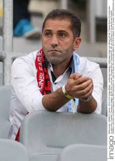 Leverkusen Hueseyin Calhanoglu (Vater von Hakan) auf der Tribuene Bayer 04 Leverkusen vs Lazio Rom, Fussball, Champions-League, 26.08.2015, Copyright: Schueler Eibner-Pressefoto EP_JSE