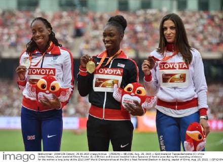 (150829) -- BEIJING, Aug. 29, 2015 -- Gold medalist Tianna Bartoletta (C) of the United States, silver medalist Shara Proctor (L) of Britain and bronze medalist Ivana Spanovic of Serbia pose during the awarding ceremony for the women s long jump at the 2015 IAAF World Championships at the Bird s Nest National Stadium in Beijing, capital of China, Aug. 29, 2015. ) (SP)CHINA-BEIJING-IAAF WORLD CHAMPIONSHIPS-WOMEN S LONG JUMP AWARDING CEREMONY (CN) LixWen 