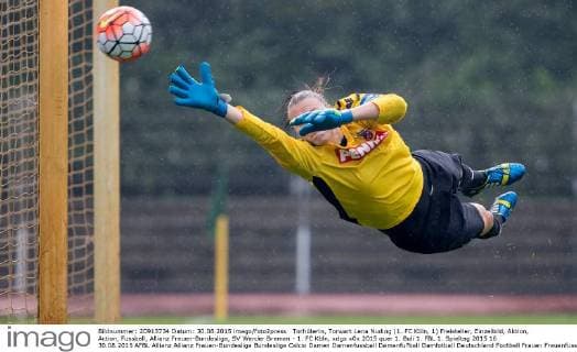 Torhüterin, Torwart Lena Nuding (1. FC Köln, 1) Freisteller, Einzelbild, Aktion, Action, Fussball, Allianz Frauen-Bundesliga, SV Werder Bremen - 1. FC Köln, xdgx