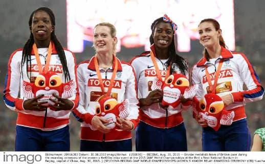 (150830) -- BEIJING, Aug. 30, 2015 -- Bronze medalists team of Britain pose during the awarding ceremony of the women s 4x400m relay event at the 2015 IAAF World Championships at the Bird s Nest National Stadium in Beijing, capital of China, Aug. 30, 2015. ) (SP)CHINA-BEIJING-IAAF WORLD CHAMPIONSHIPS-WOMEN S 4X400M RELAY AWARDING CEREMONY (CN) YuexYuewei 