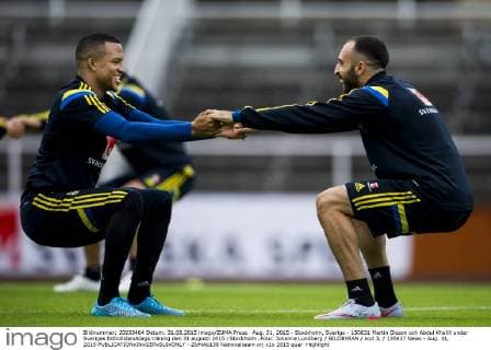 Aug. 31, 2015 - Stockholm, Sverige - 150831 Martin Olsson och Abdul Khalili under Sveriges fotbollslandslags träning den 31 augusti 2015 i Stockholm..Foto: Johanna Lundberg BILDBYRAN kod JL 135437 News - Aug. 31, 2015  - ZUMAb138