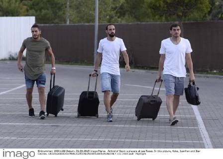 Arrival of Spain s players at Las Rozas. In this picture, Koke, Juanfran and Iker Casillas. xJUANxAGUADOx 