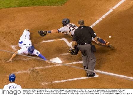 September 01, 2015: Eric Hosmer 35 of the Kansas City Royals slides safely past the tag from James McCann 34 of the Detroit Tigers in the second inning during the MLB Baseball Herren USA game between the Detroit Tigers and the Kansas City Royals at Kauffman Stadium in Kansas City, MO. MLB 2015: Tigers vs Royals SEP 01 - ZUMAc04_